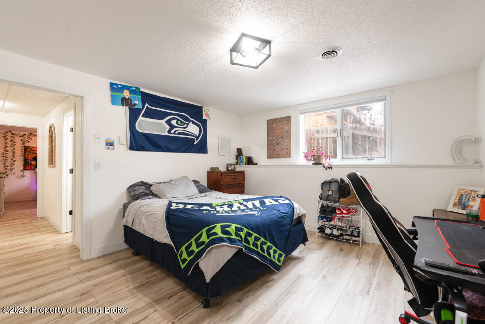 3066 Lakeview Drive