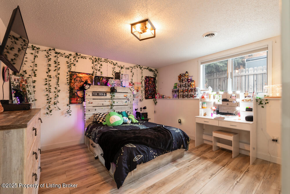3066 Lakeview Drive