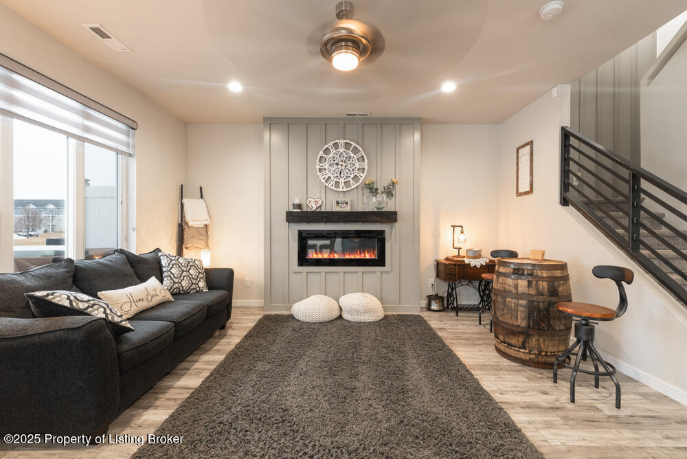2435 Waterpark Loop SE