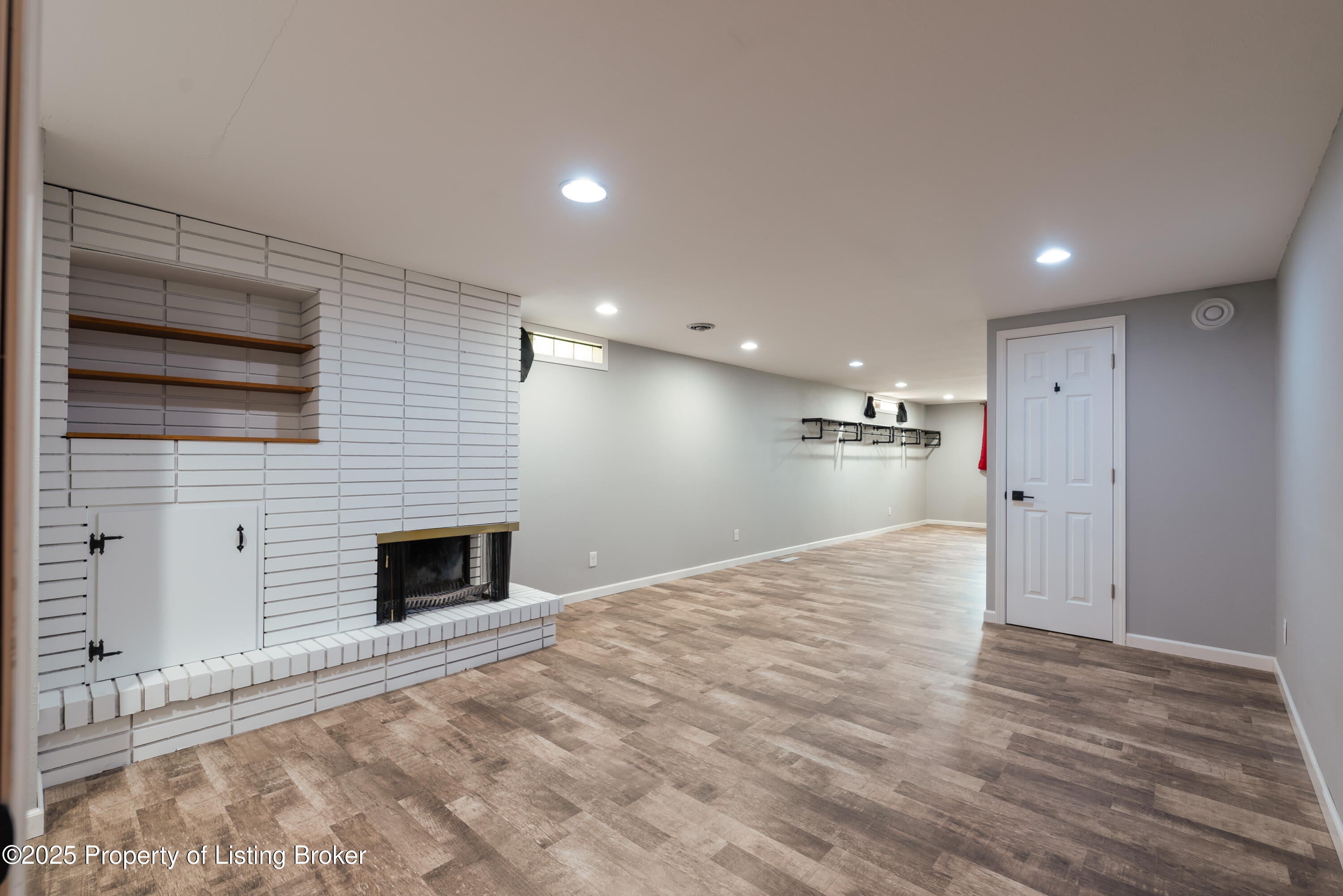 70 8th Street W