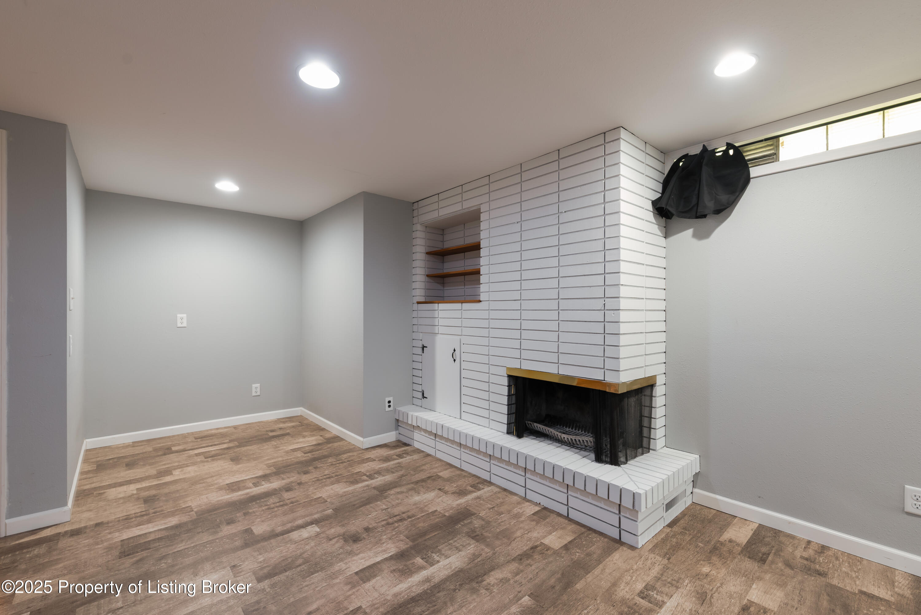 70 8th Street W