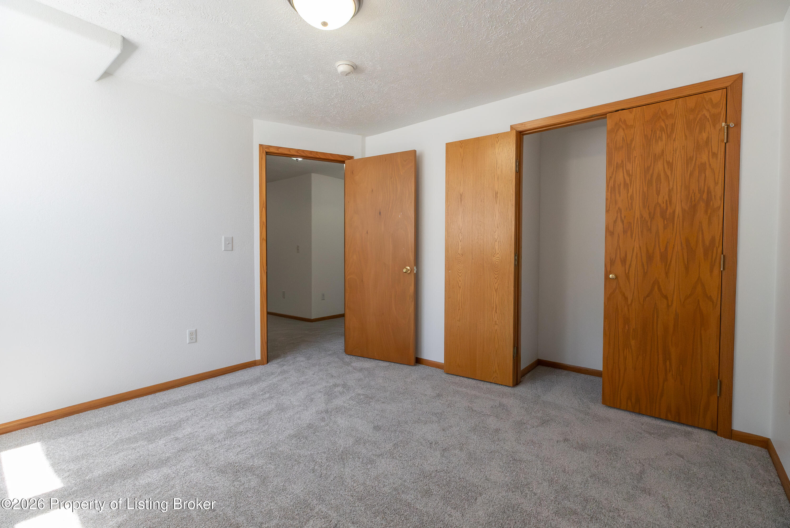 979 22nd Street W