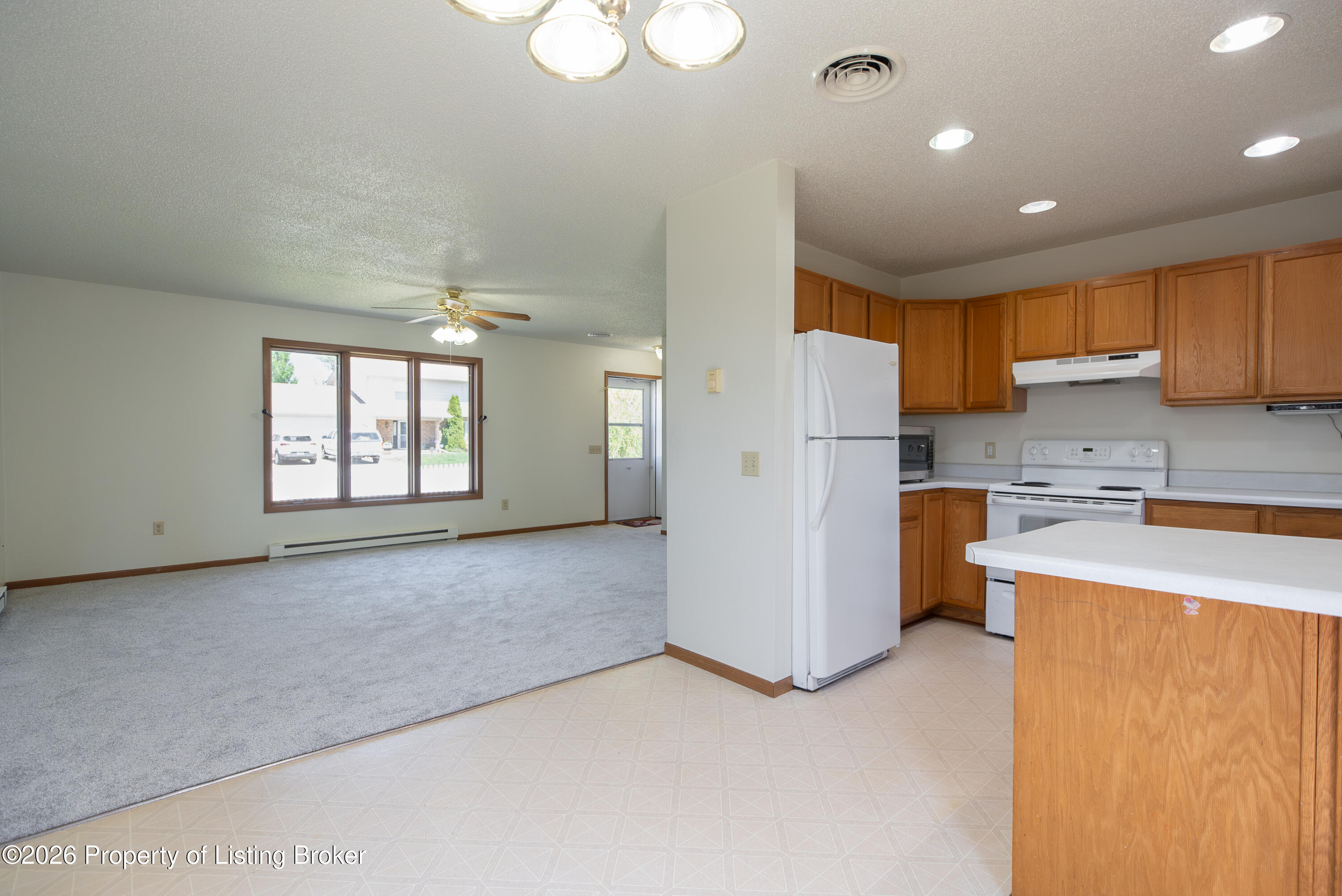 979 22nd Street W