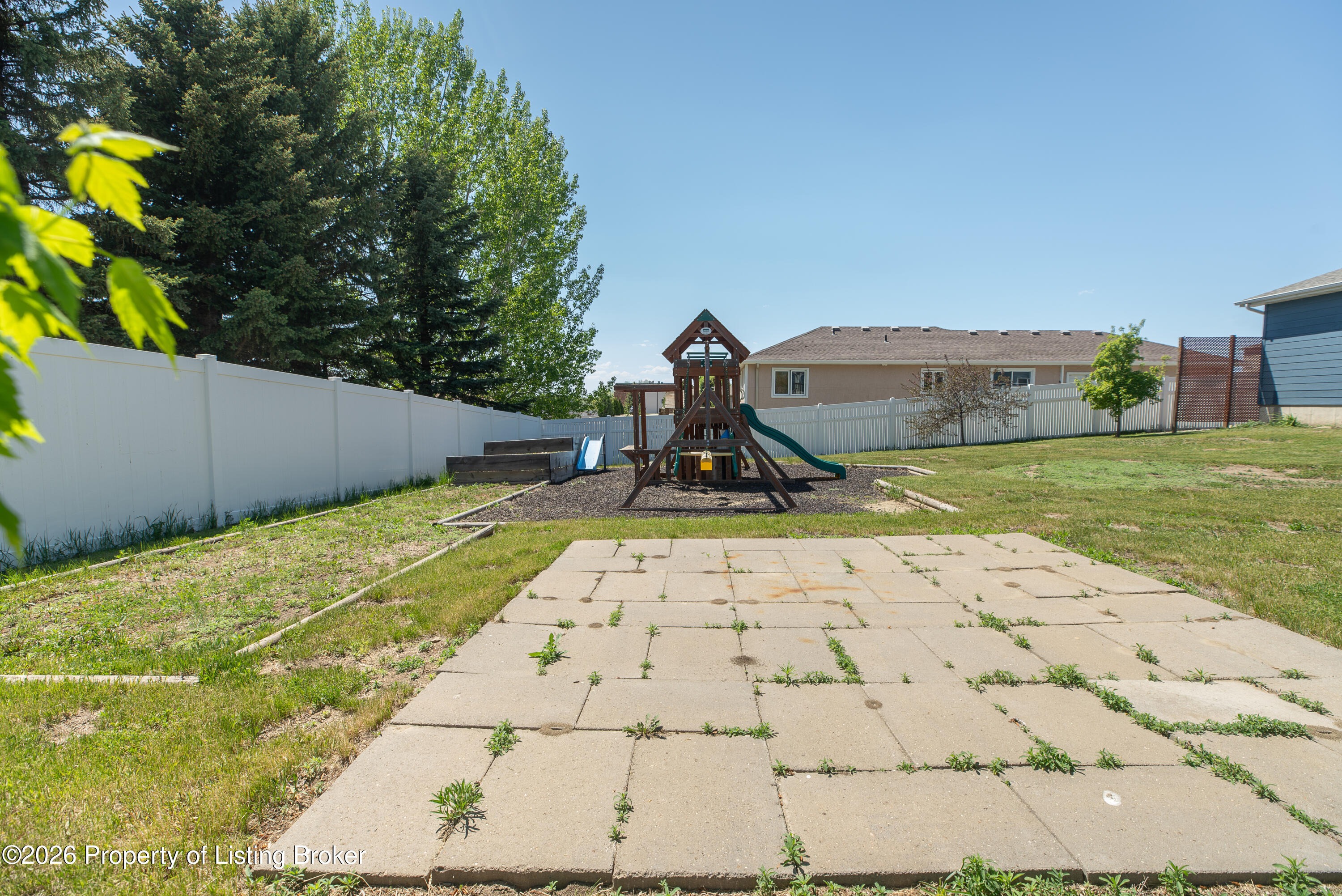 979 22nd Street W