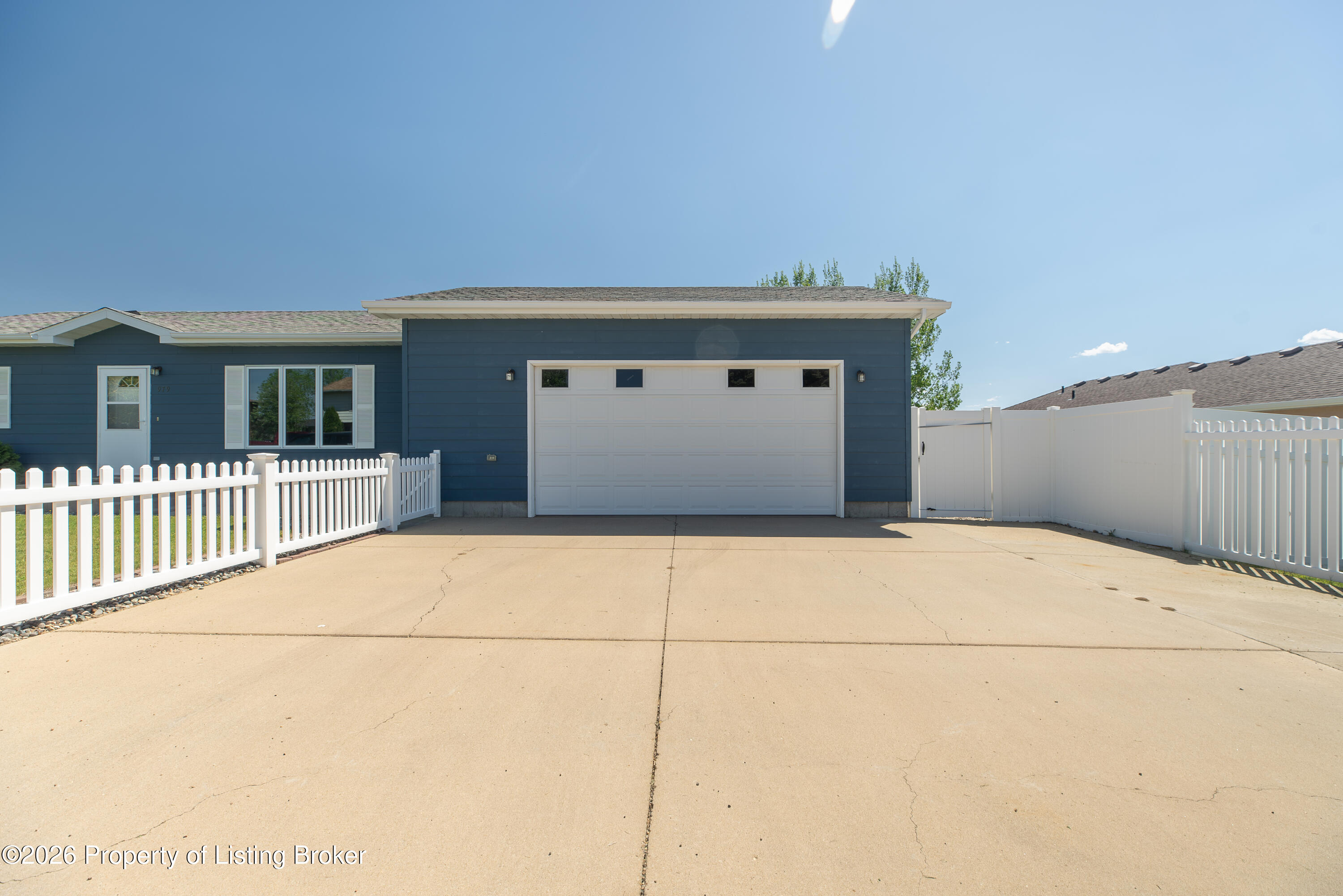 979 22nd Street W