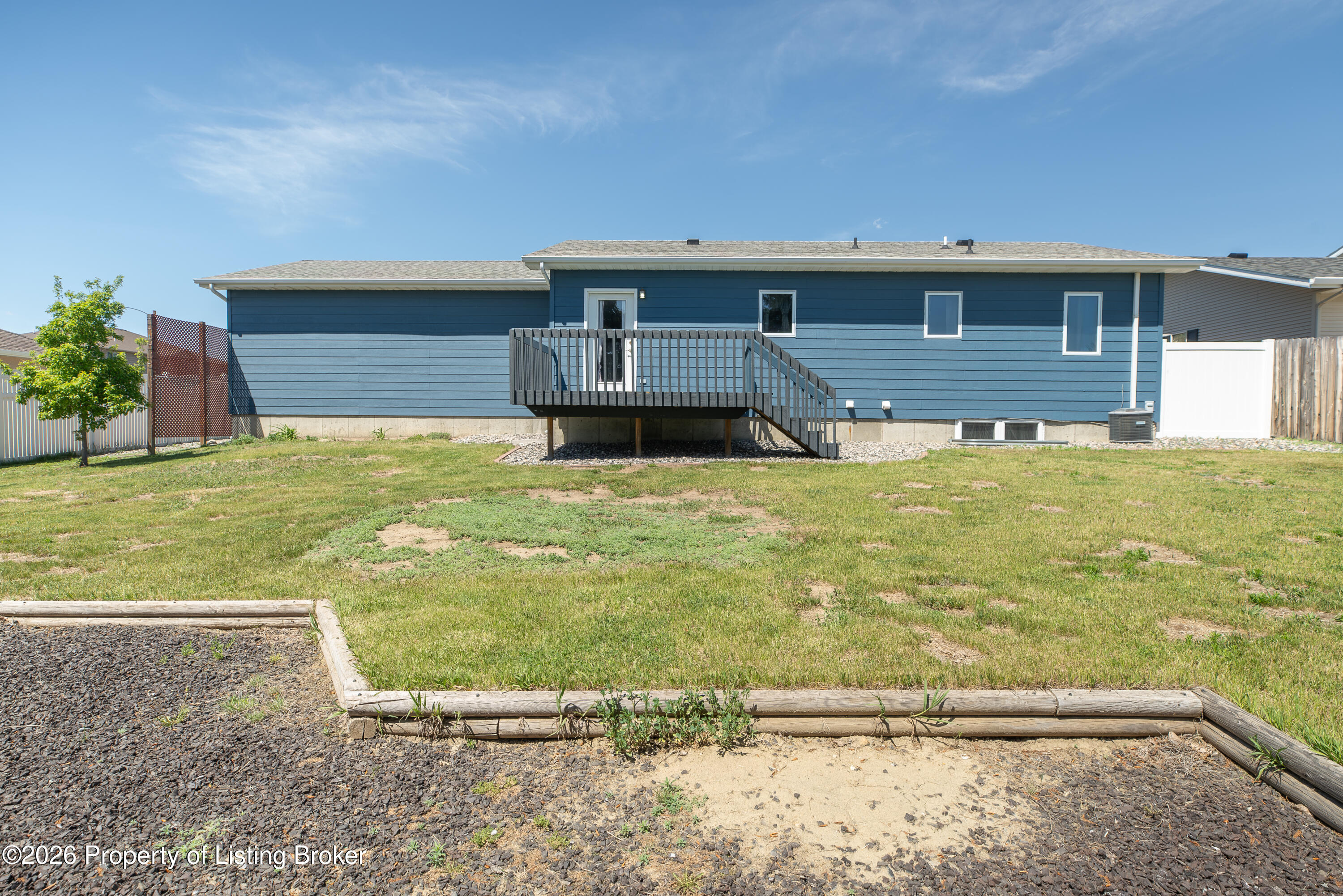 979 22nd Street W