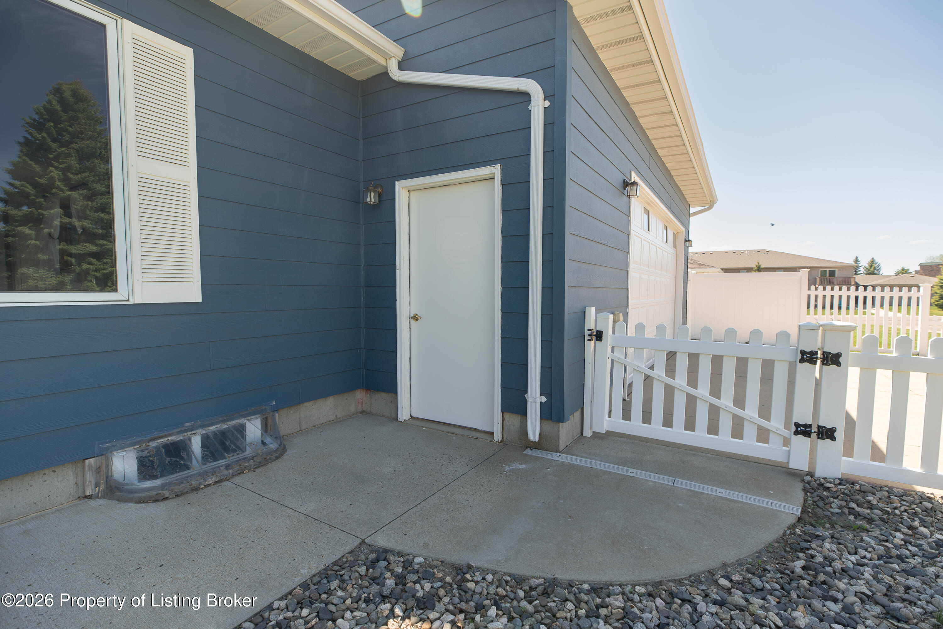 979 22nd Street W