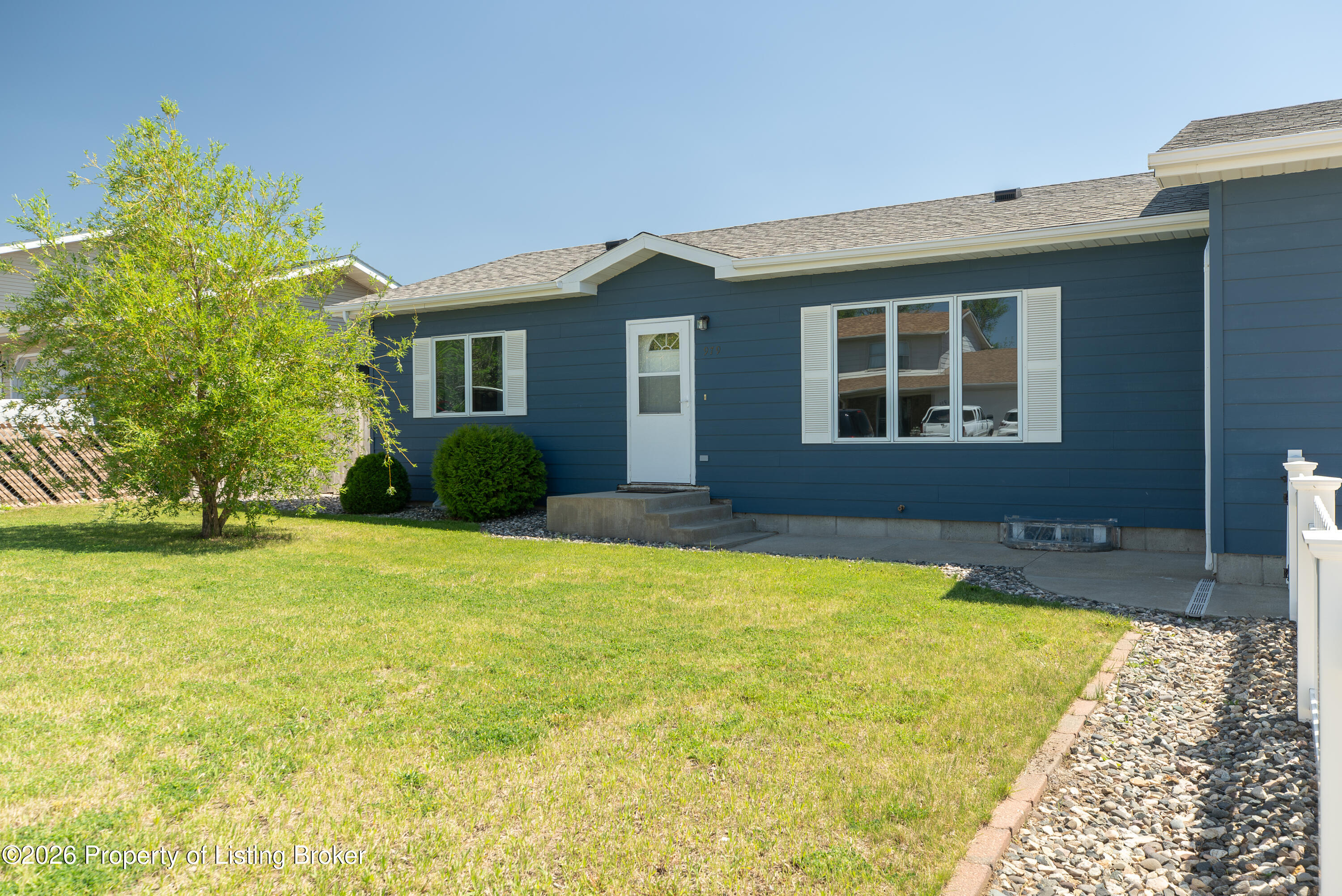 979 22nd Street W