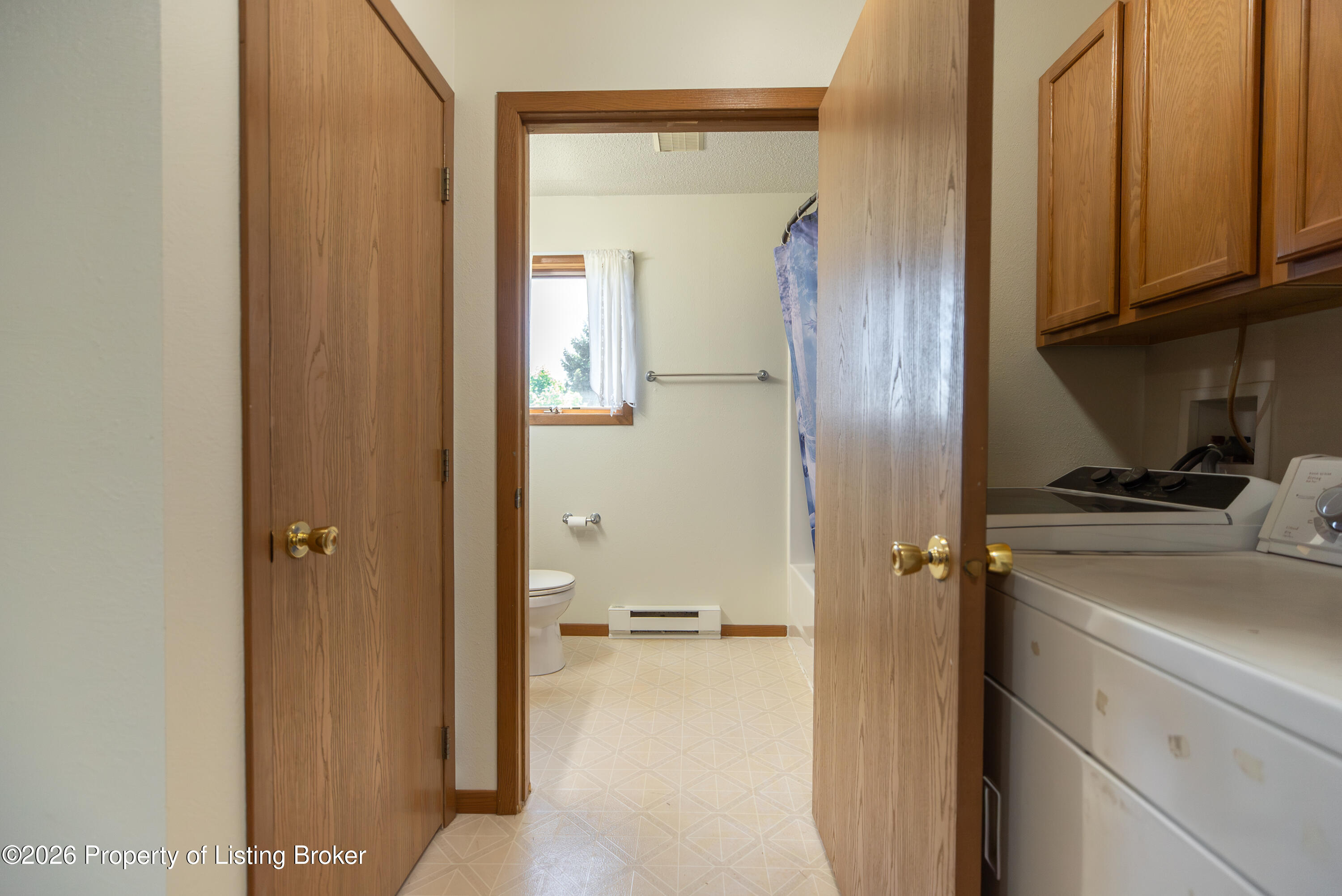 979 22nd Street W