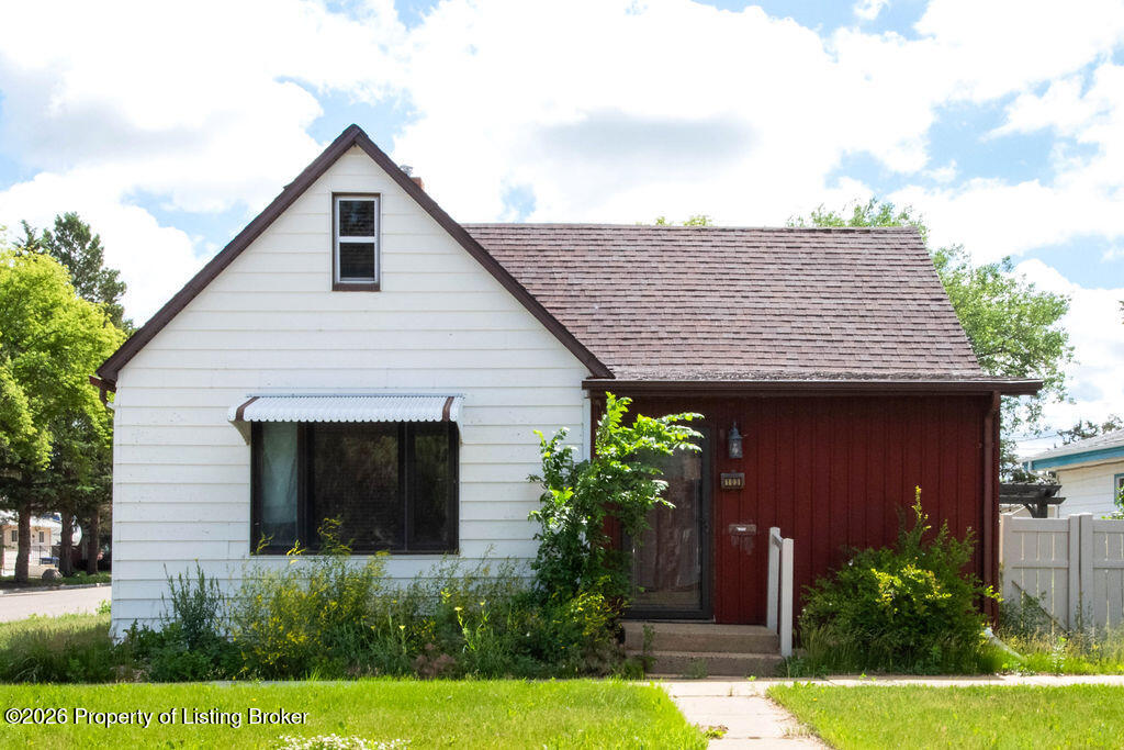 103 3rd Avenue SW