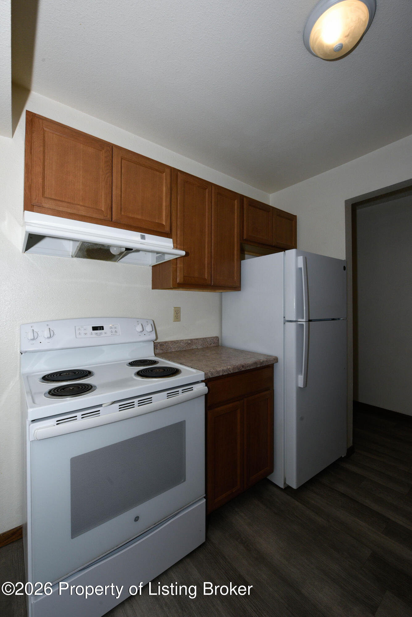 671 24th Street W