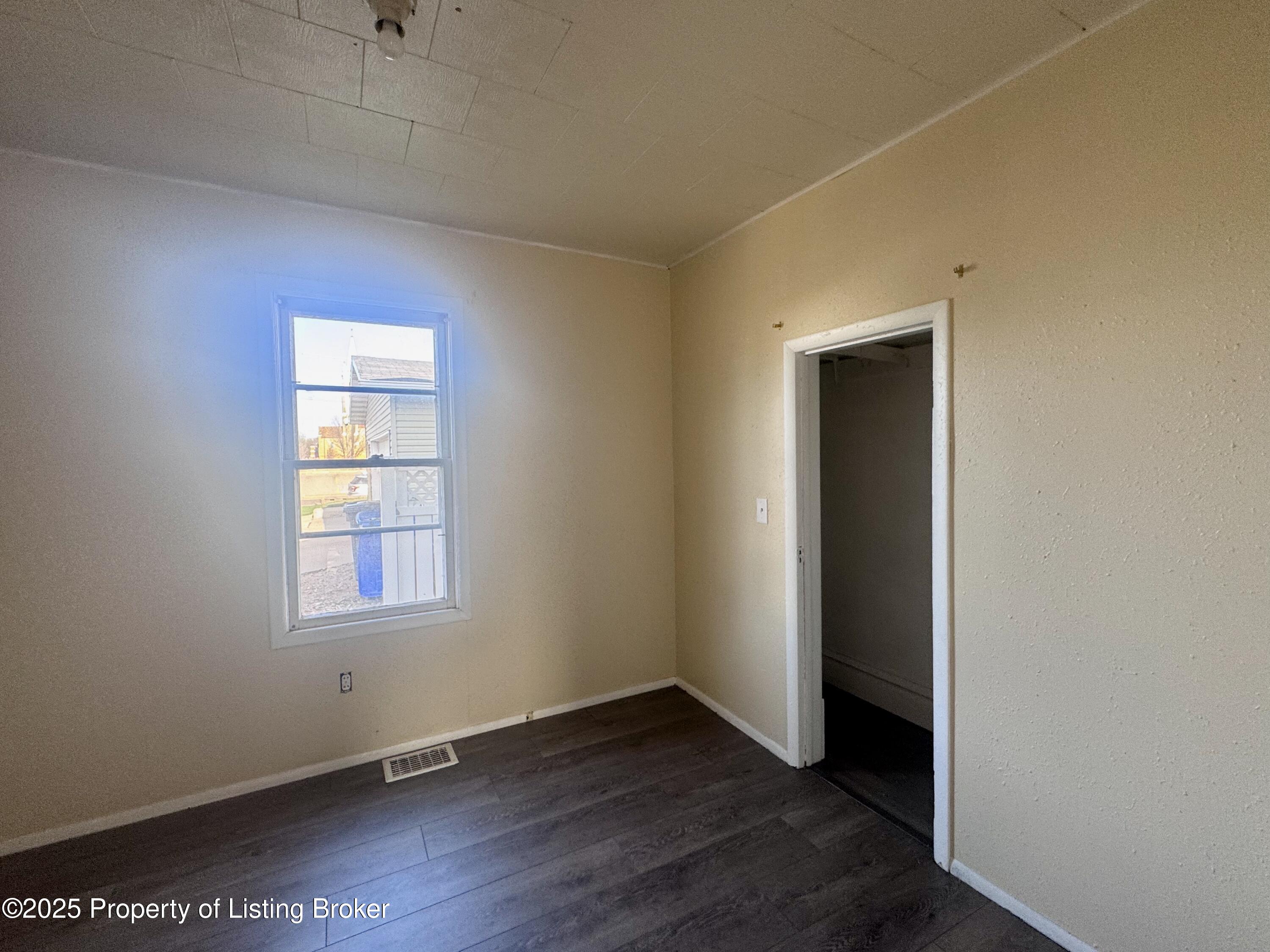 134 E Broadway Street