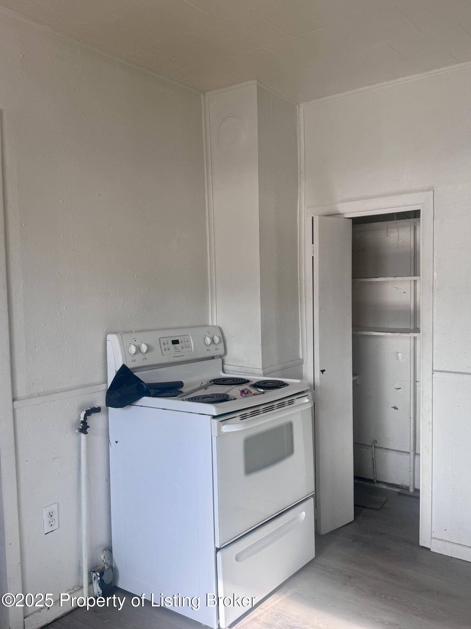 134 E Broadway Street