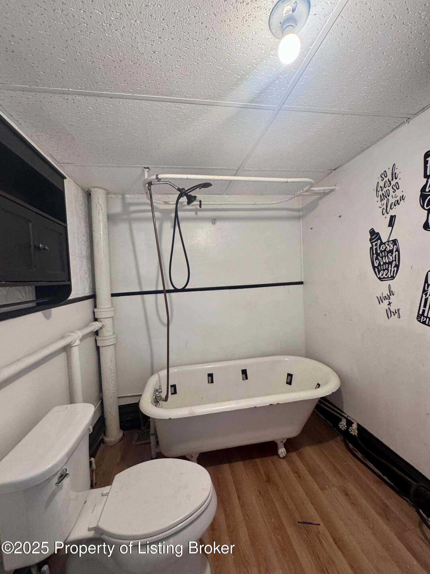 134 E Broadway Street