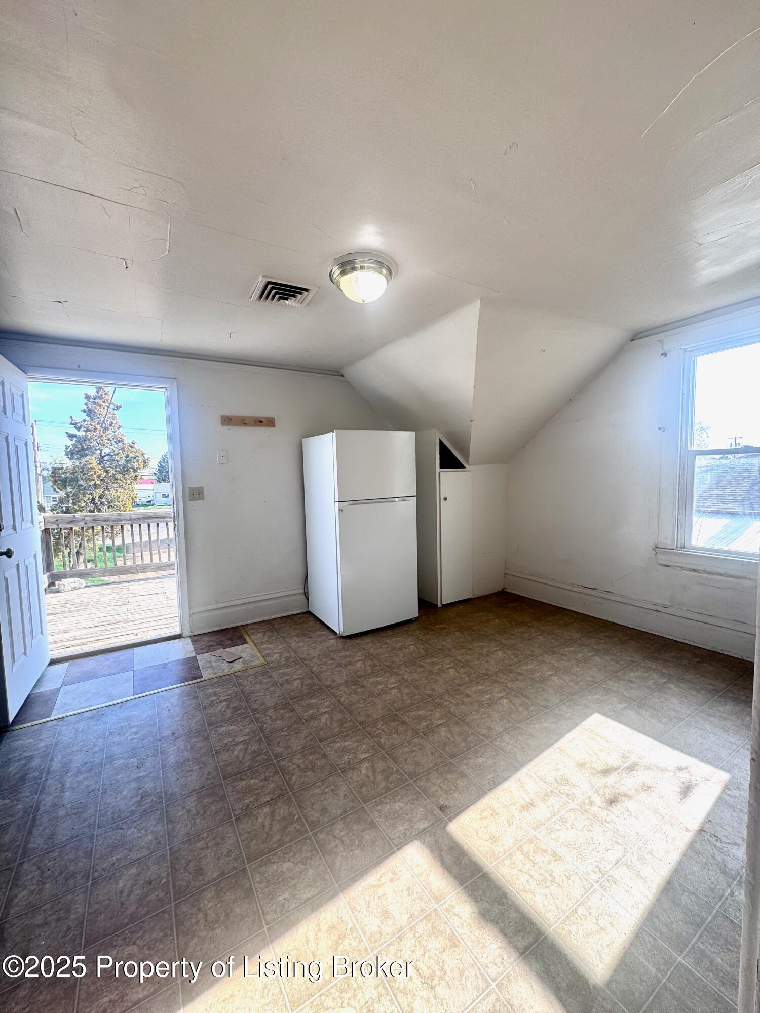 134 E Broadway Street