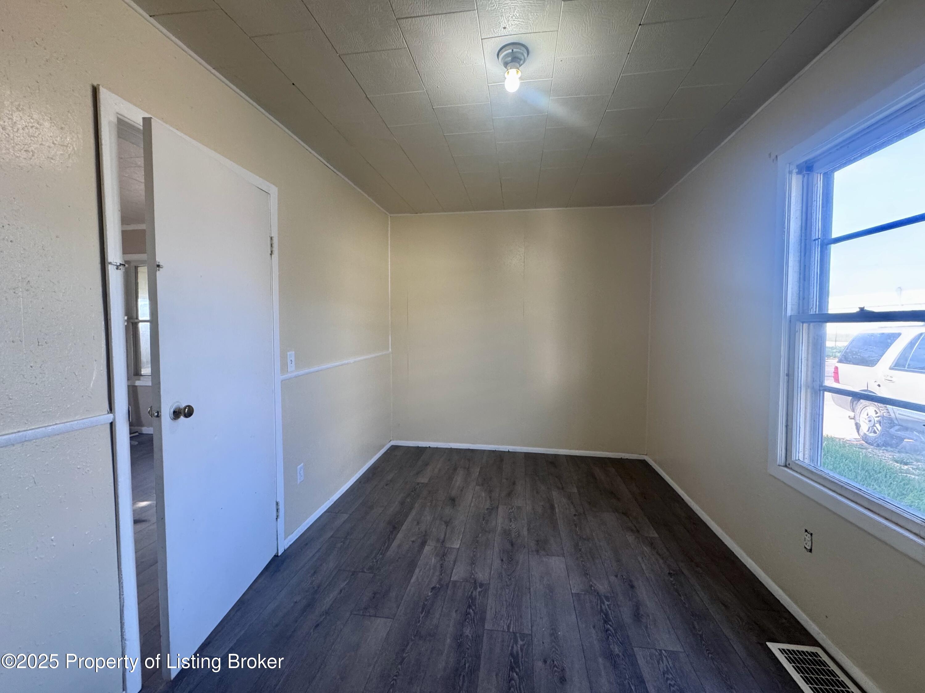 134 E Broadway Street