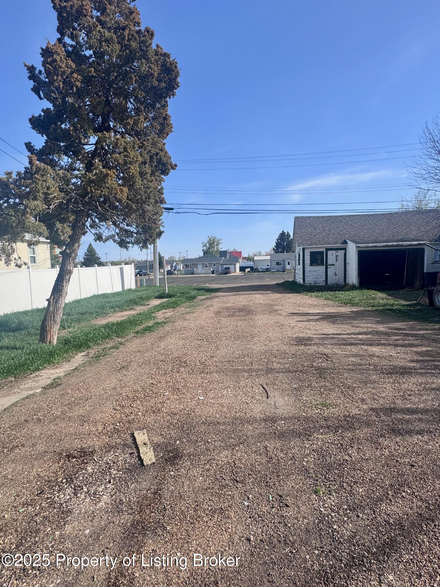 134 E Broadway Street