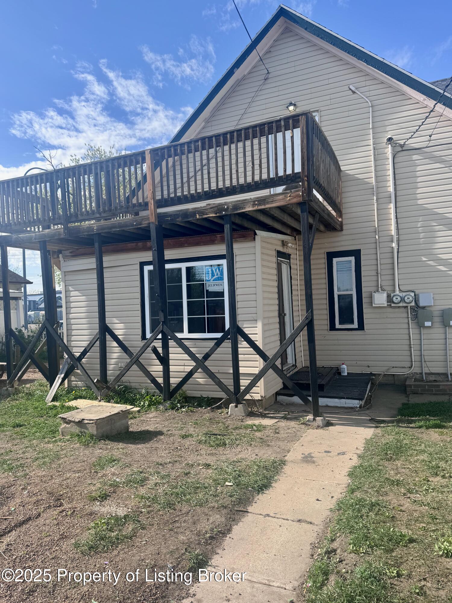 134 E Broadway Street