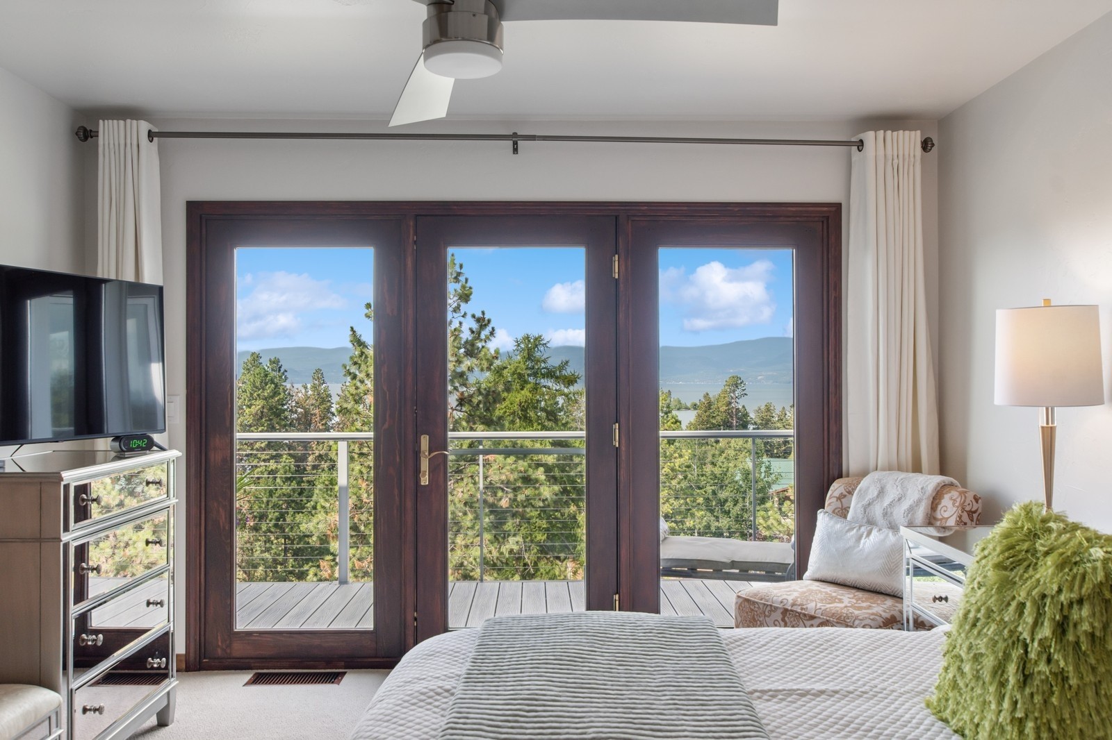 148 S Crestview Terrace