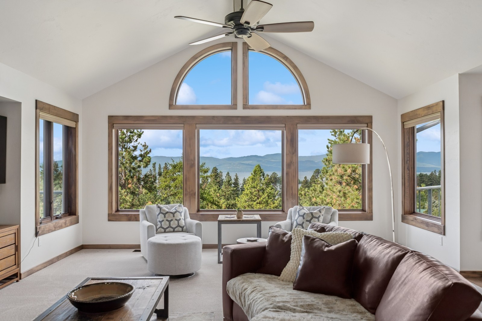 148 S Crestview Terrace