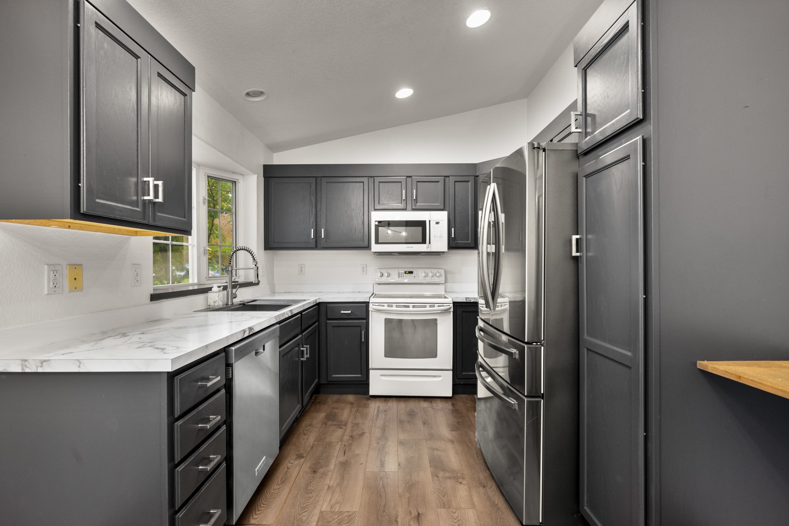 2252 Canvasback Court