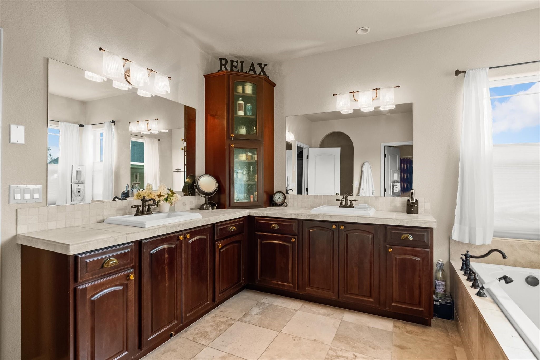 1232 Quail Ridge Drive