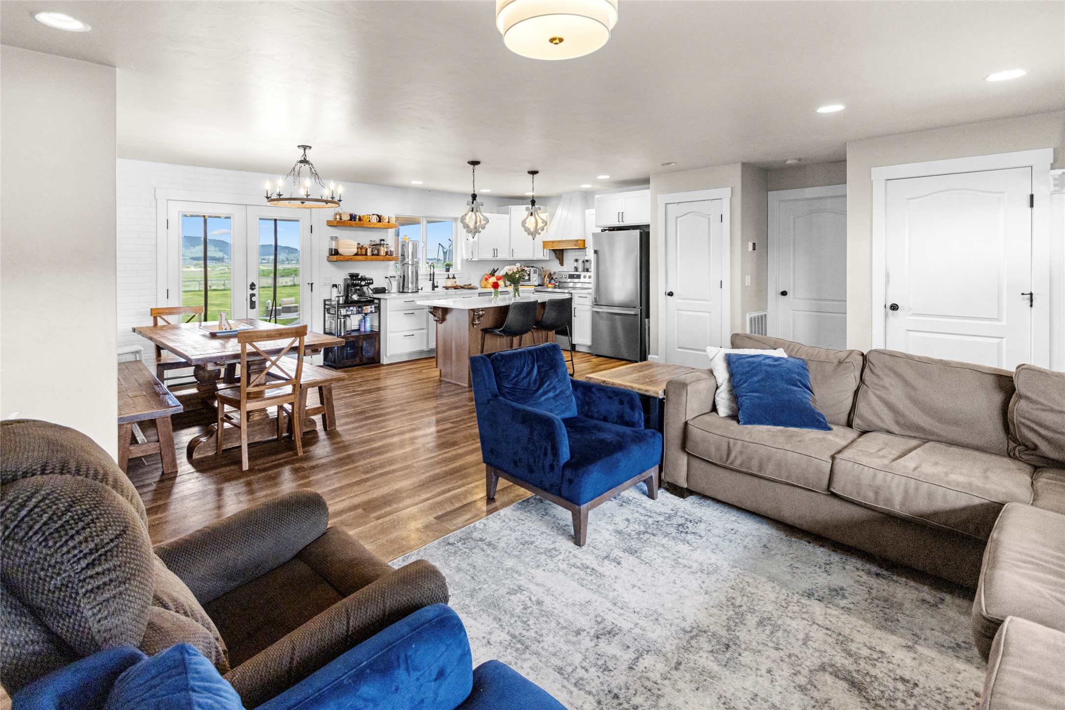 229 Swiss Drive