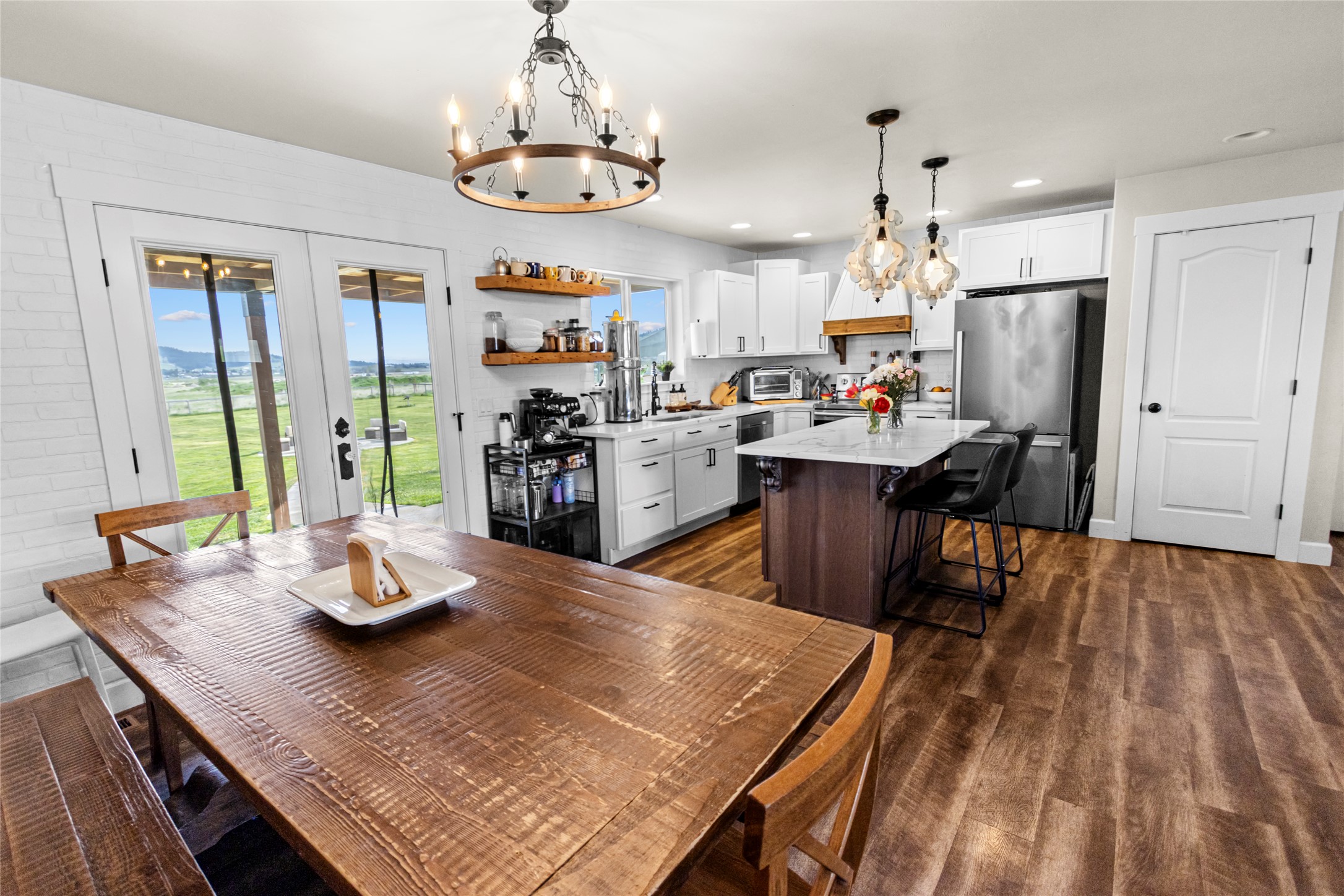 229 Swiss Drive