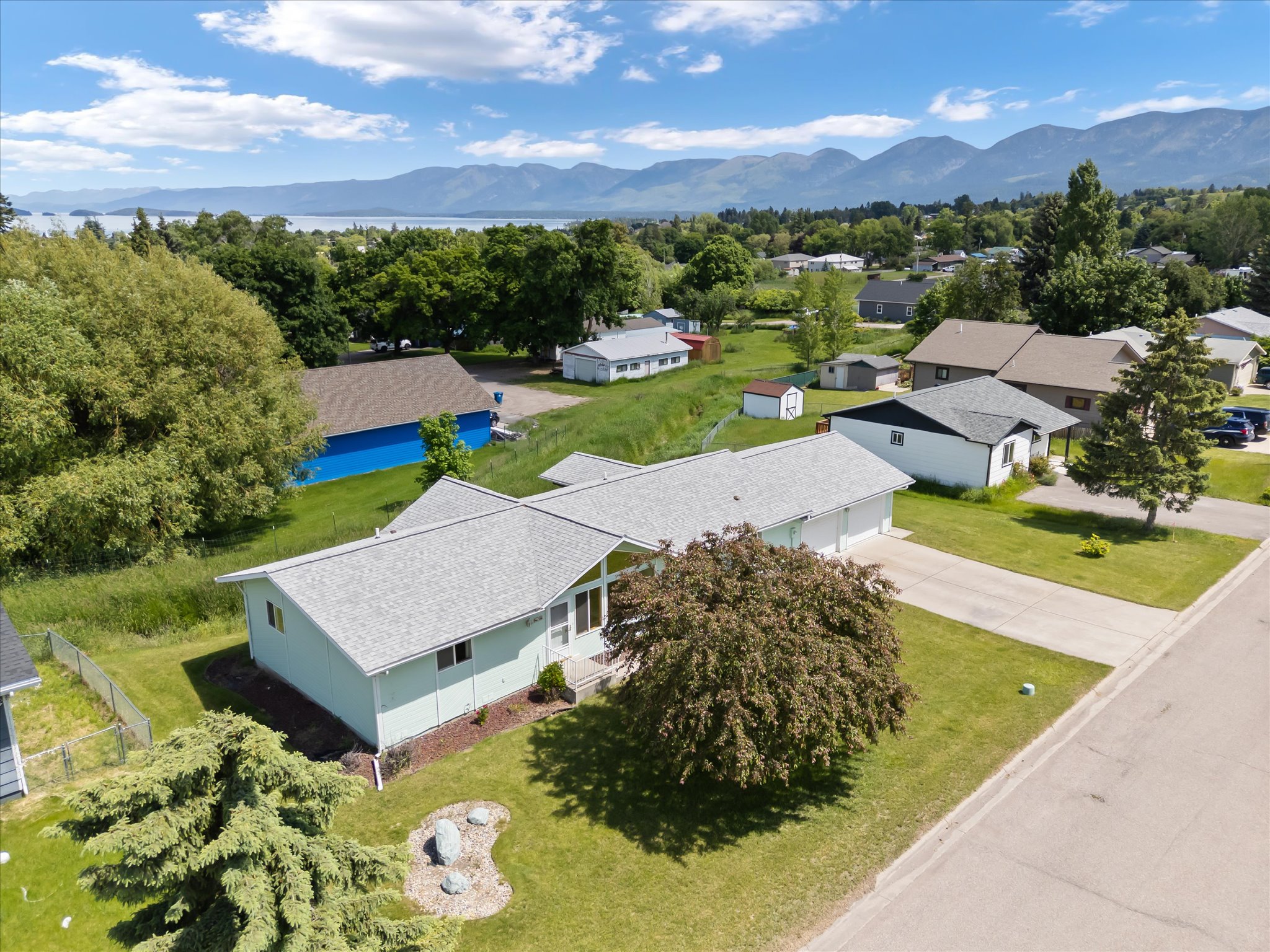 106 Island View Drive