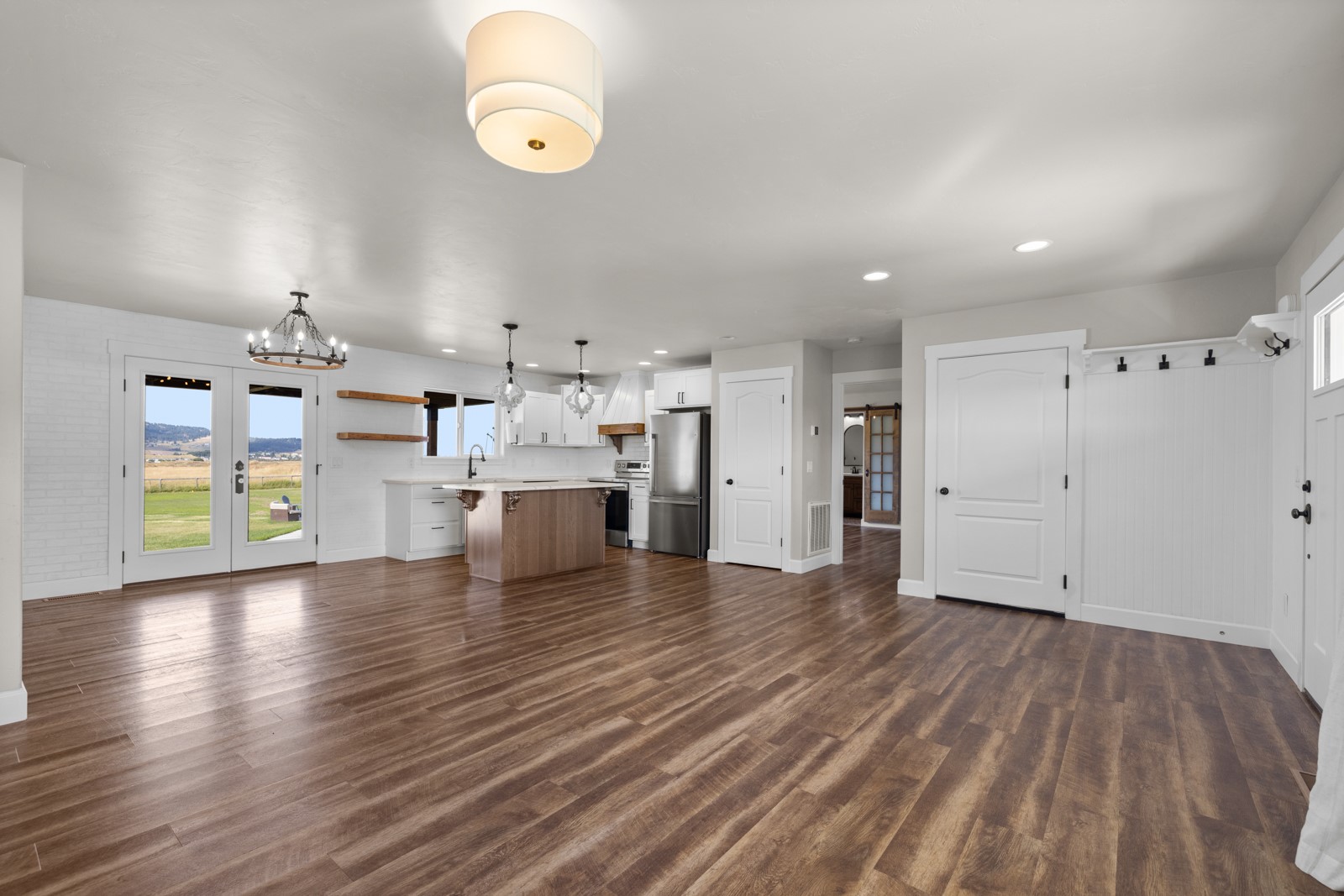 229 Swiss Drive