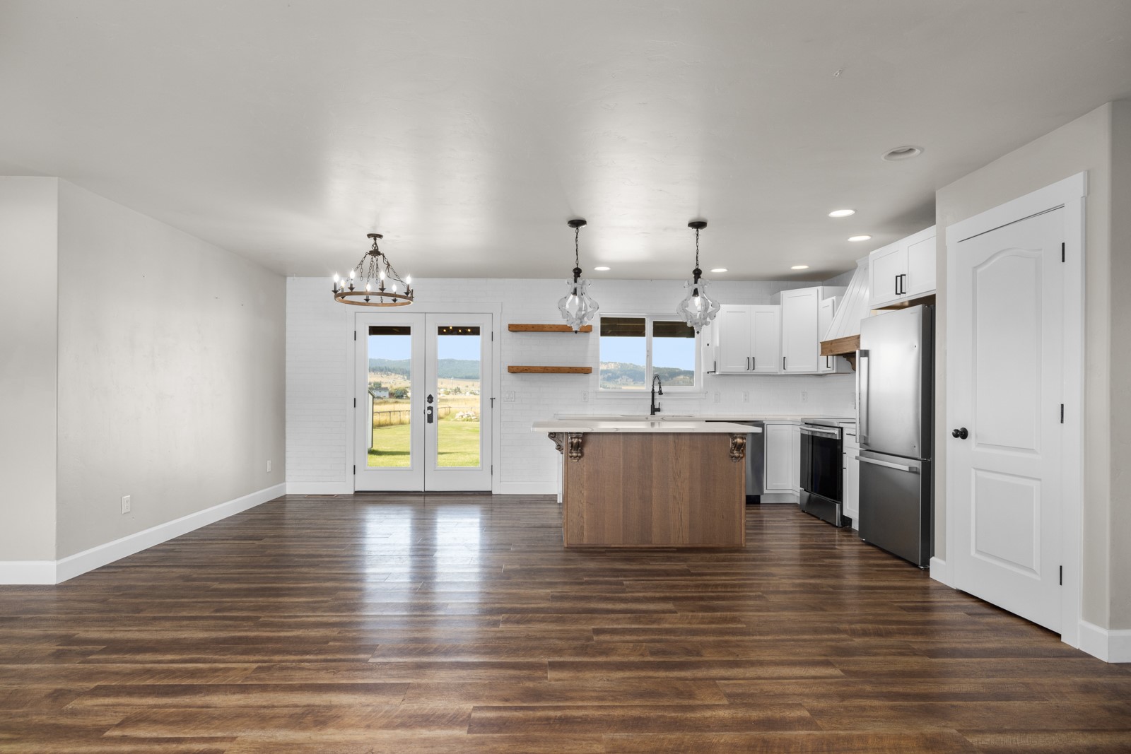 229 Swiss Drive