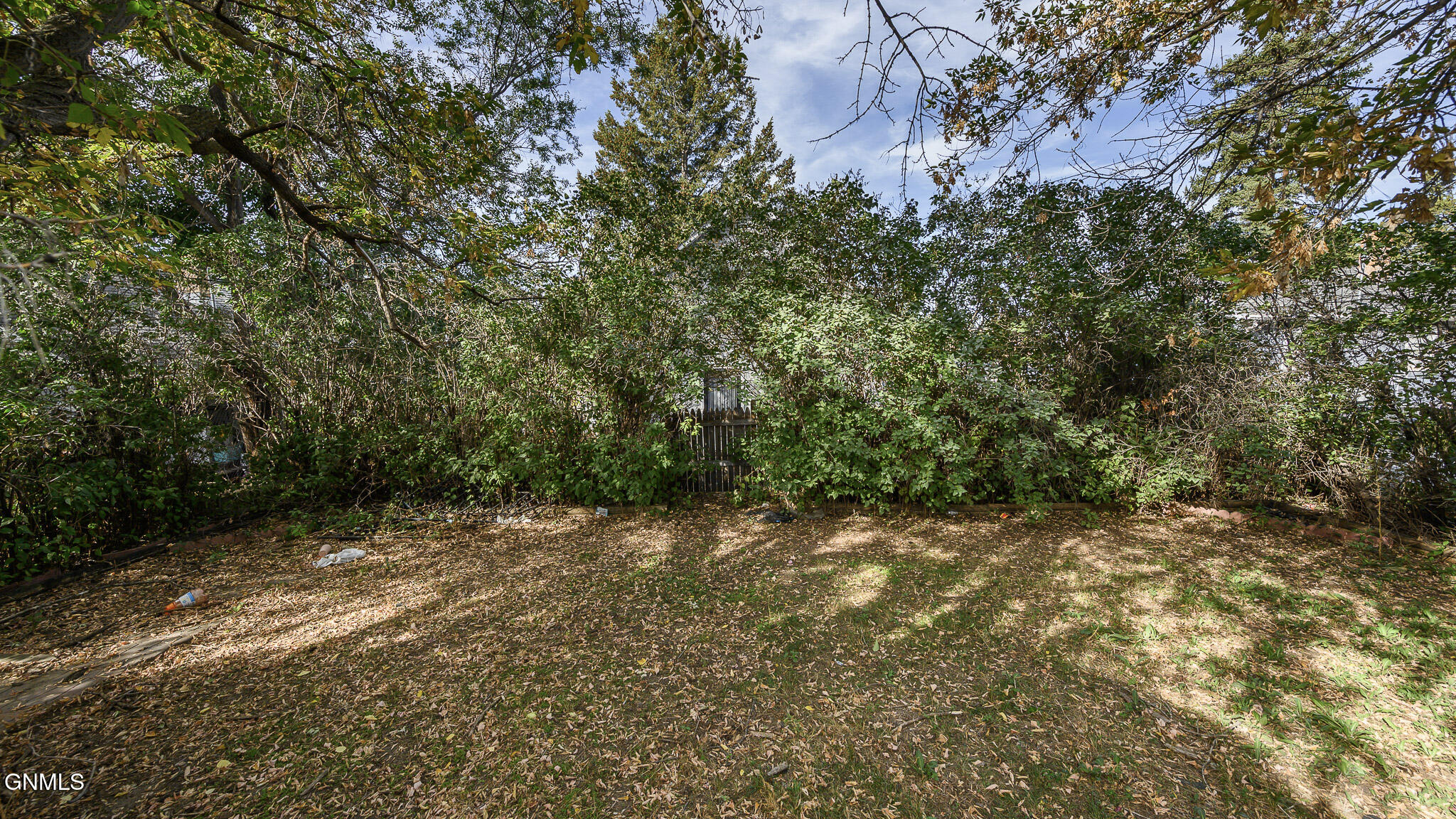 330 8th Avenue W