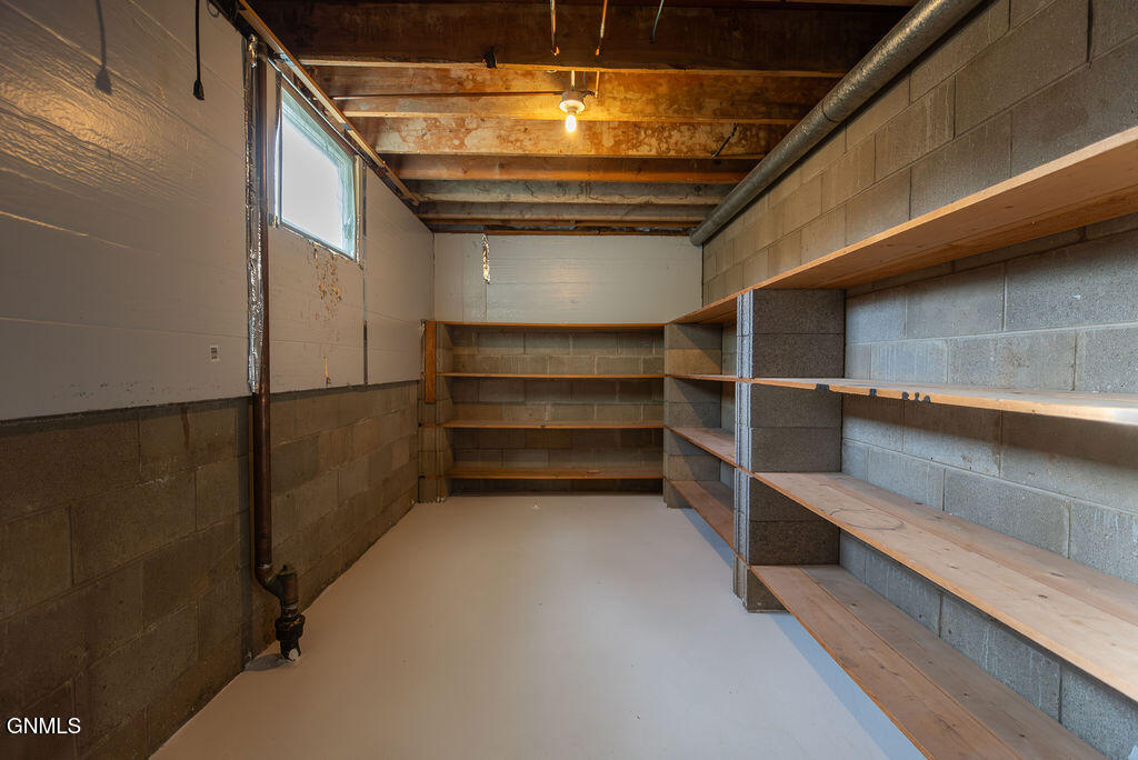 741 Empire Road, Dickinson