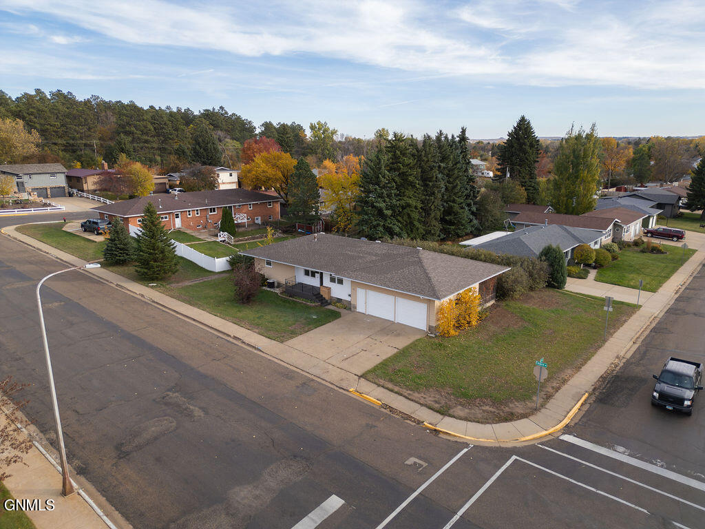 741 Empire Road, Dickinson