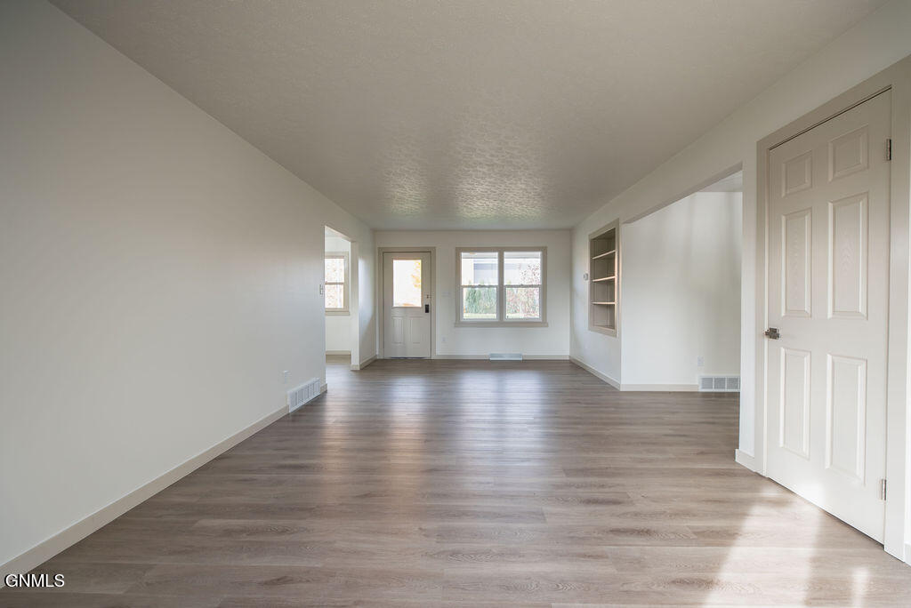 741 Empire Road, Dickinson