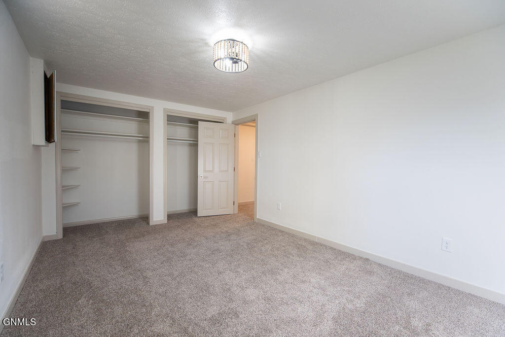 741 Empire Road, Dickinson