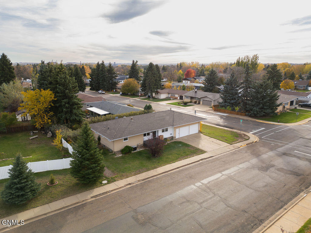 741 Empire Road, Dickinson