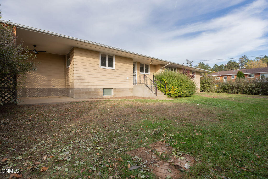 741 Empire Road, Dickinson