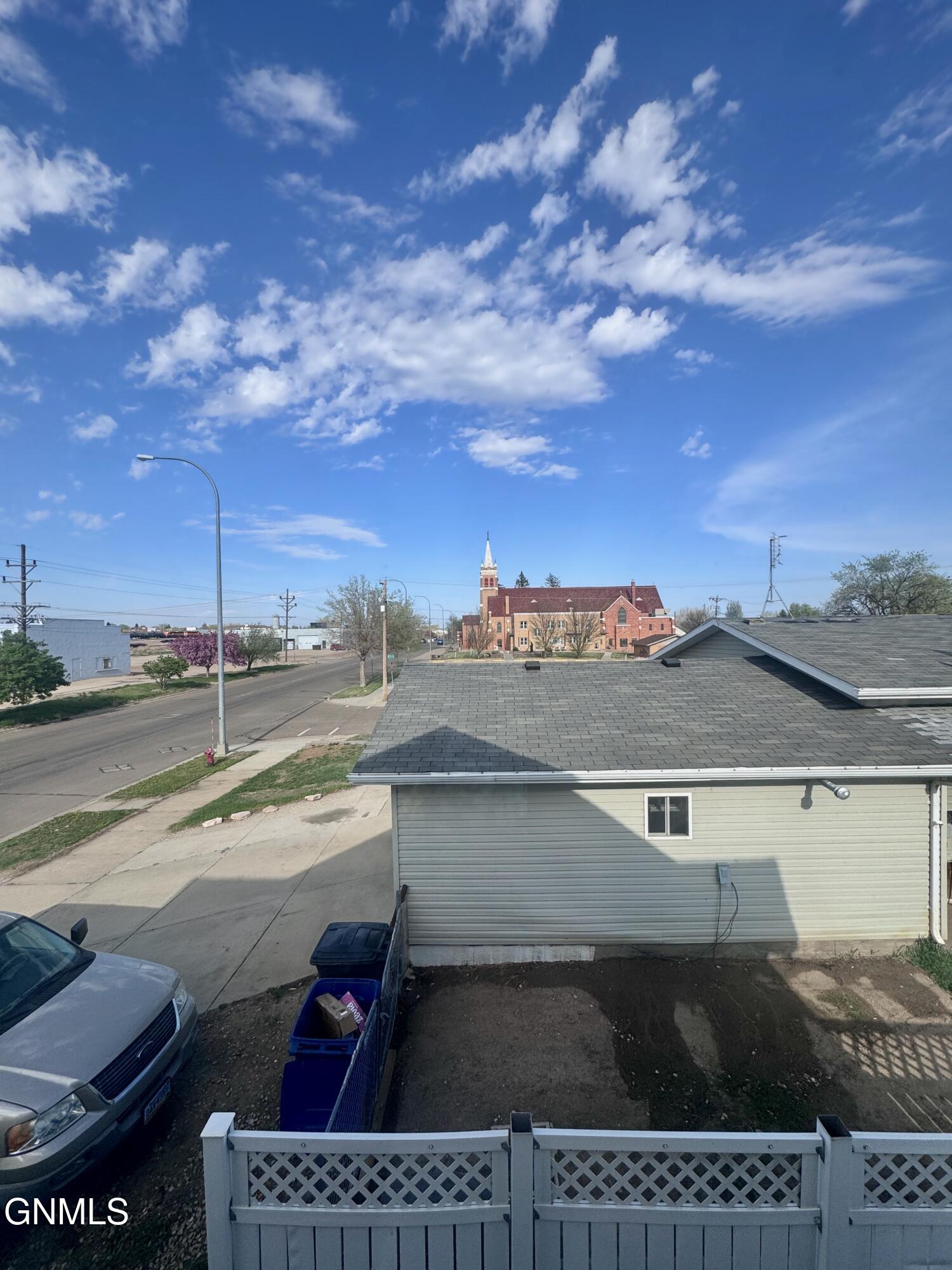 134 E Broadway Street