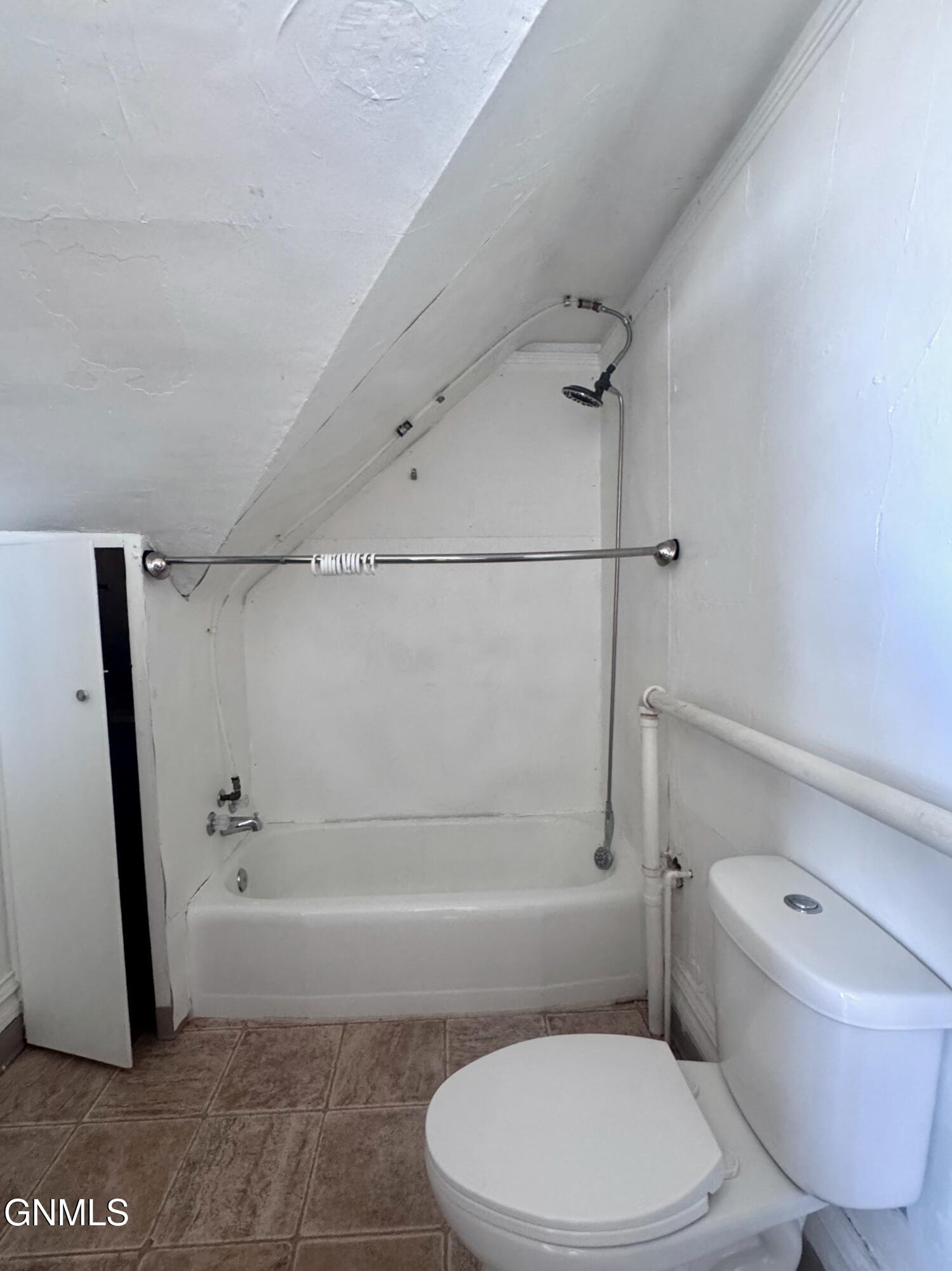 134 E Broadway Street