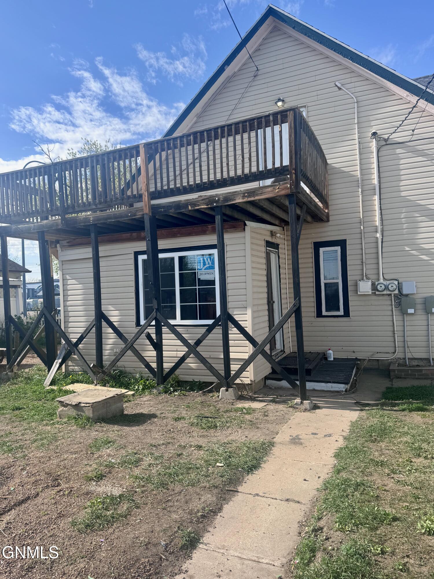 134 E Broadway Street