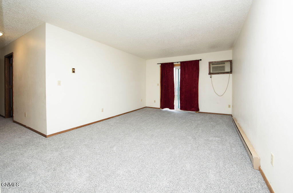 671 24th Street W, 22