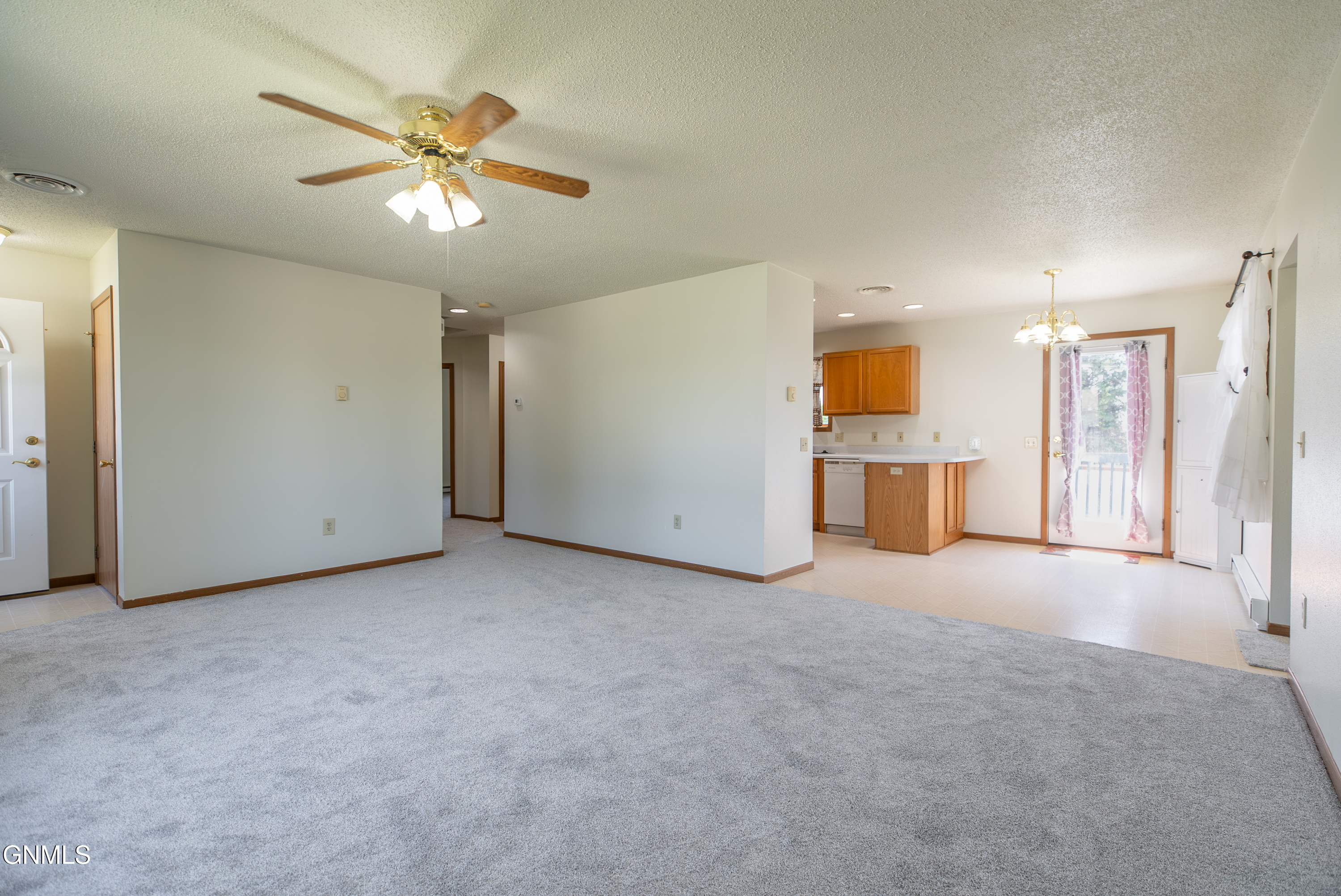 979 22nd Street W