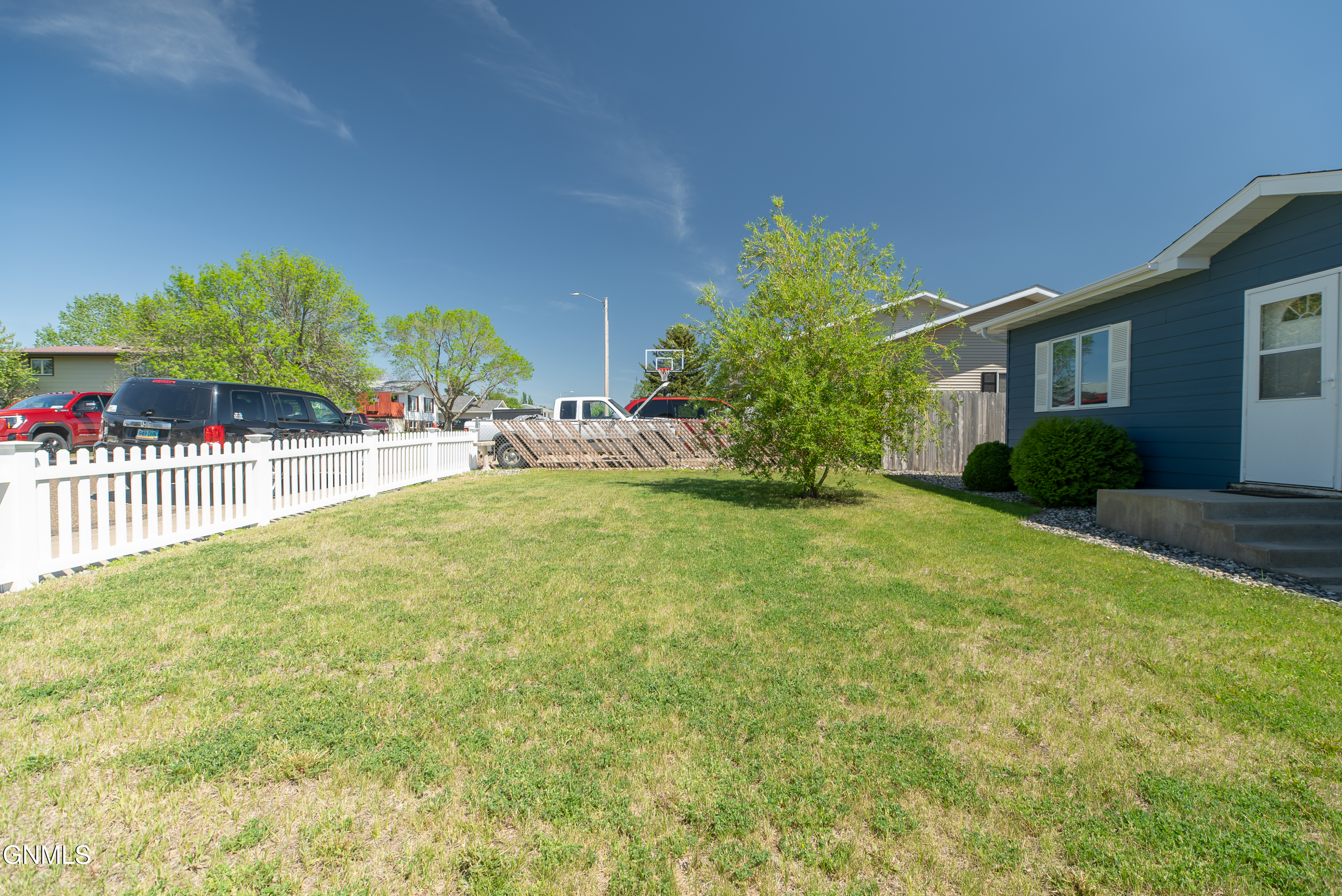 979 22nd Street W