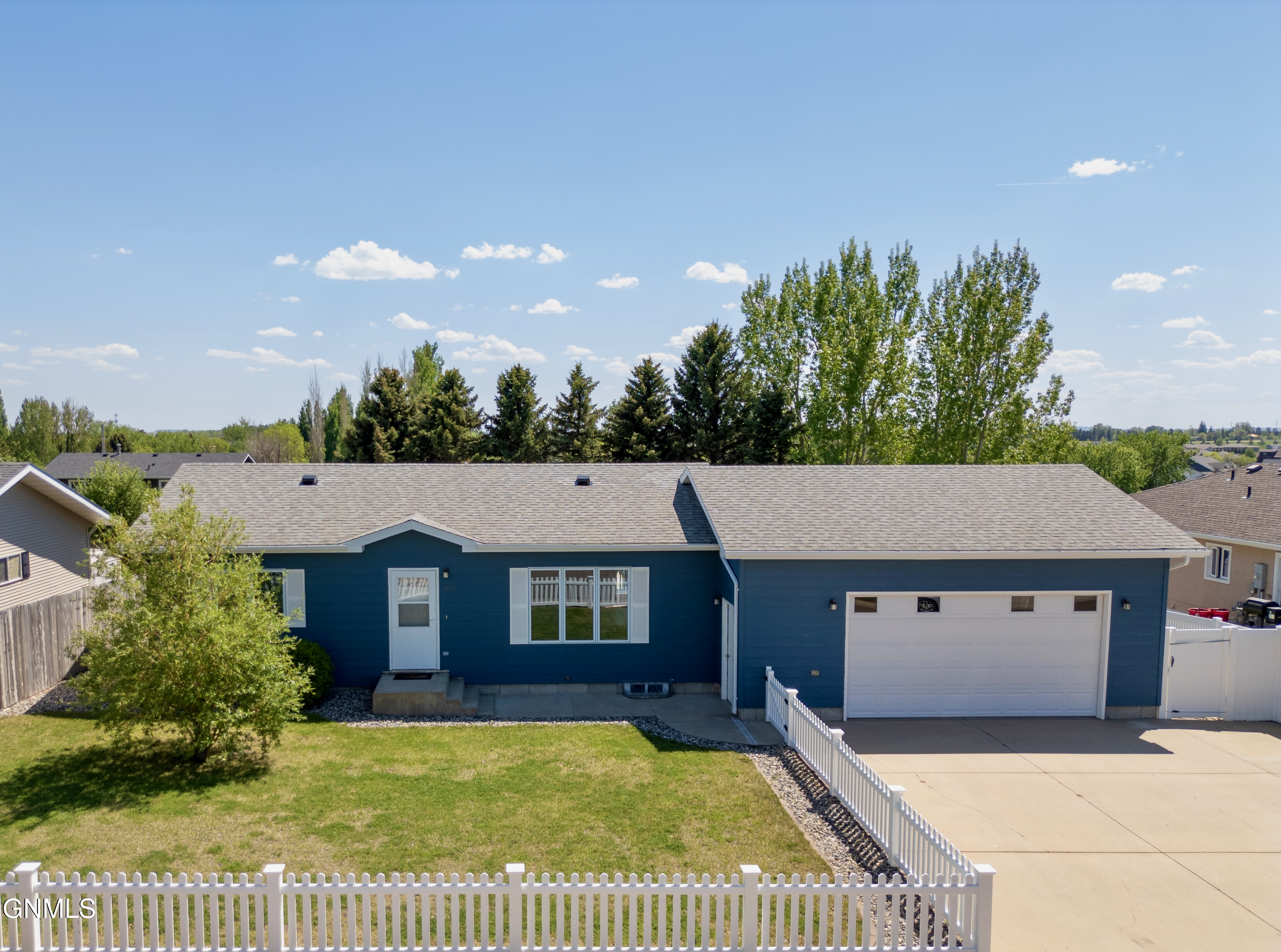 979 22nd Street W