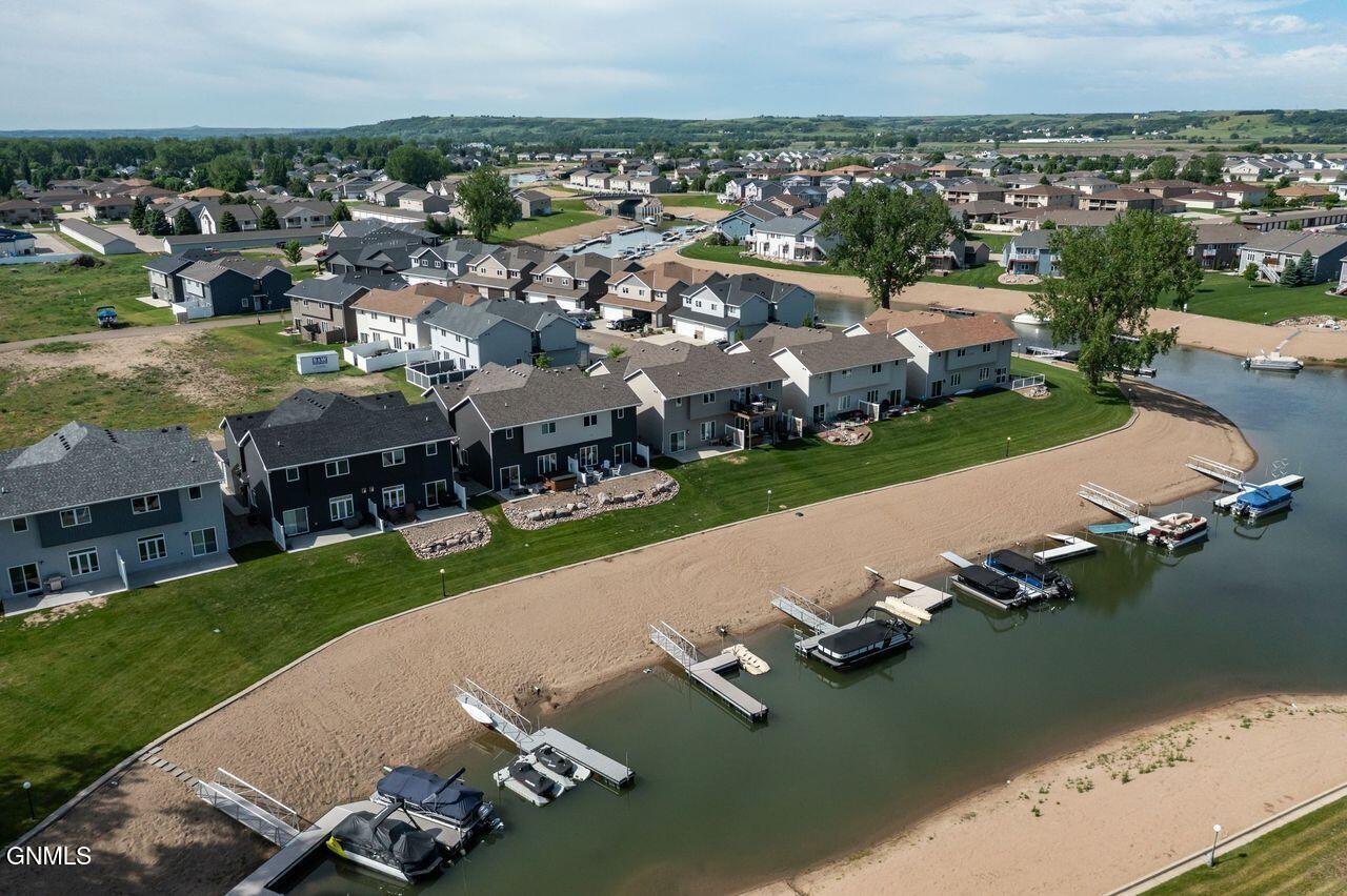 2435 Water Park Loop SE