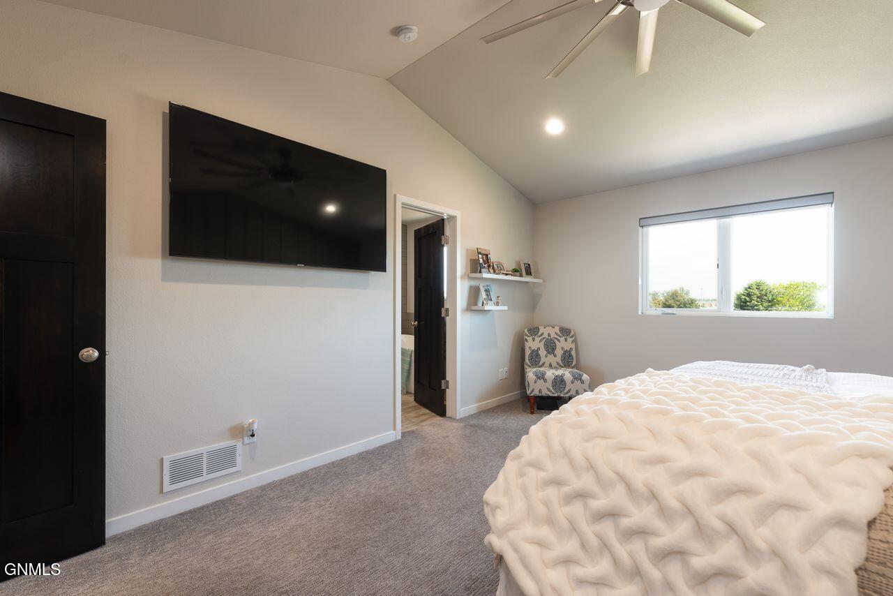 2435 Water Park Loop SE