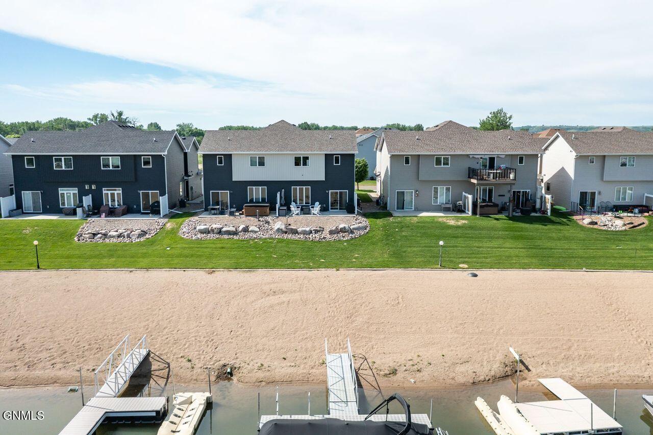 2435 Water Park Loop SE