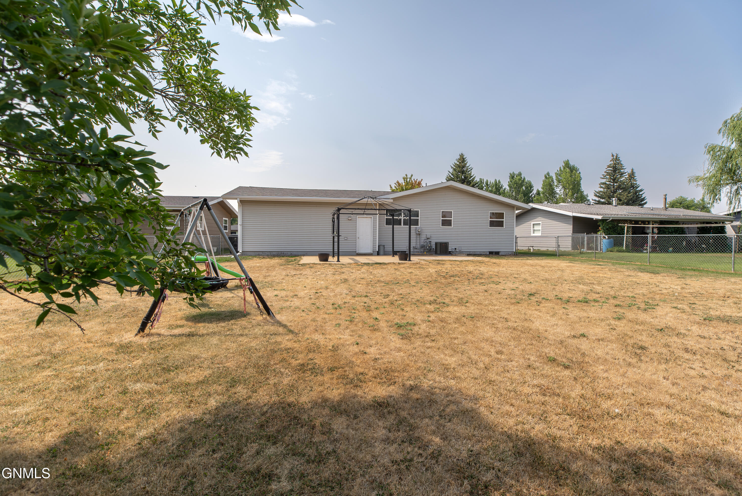 856 Cherry Avenue