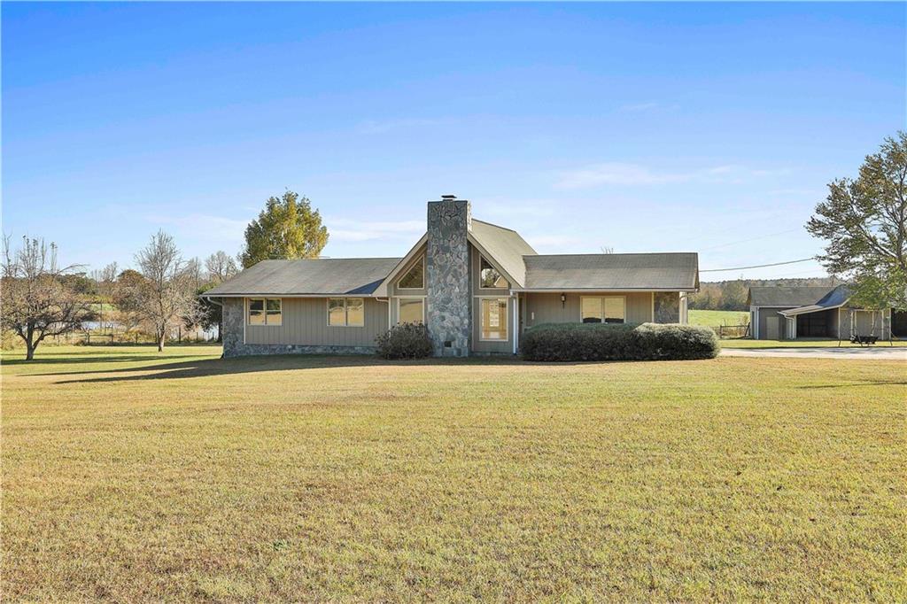 621 Lakeview Drive